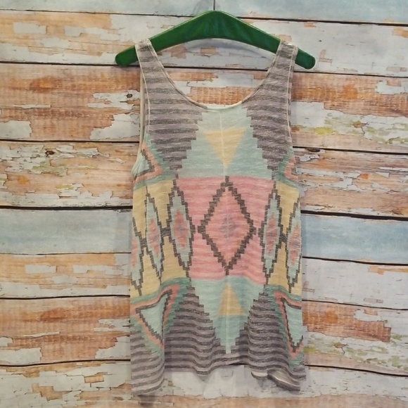 NWOT NEVER WORN Enti Glamour Southwest Tank Top L! - Picture 5 of 5